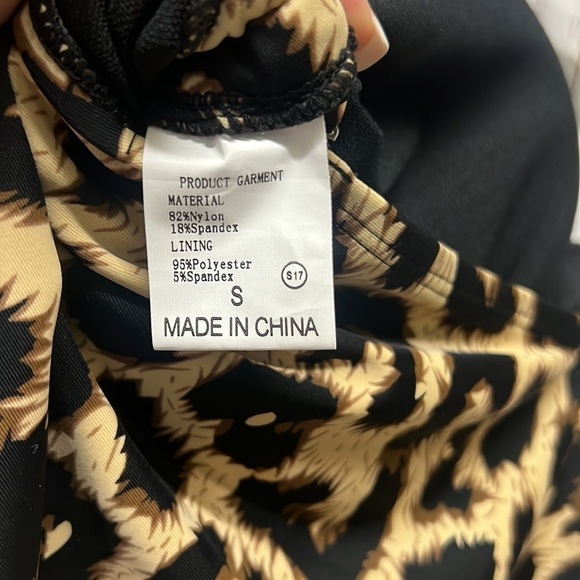 Cheetah Print Women’s One Piece Swimsuit - Small - Picture 7 of 7